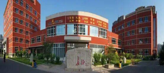 【强国复兴有我，争当新时代好少年】忻州市长征小学开展“红领巾的骄傲，队史我知道”主题队会开启新学期红色篇章