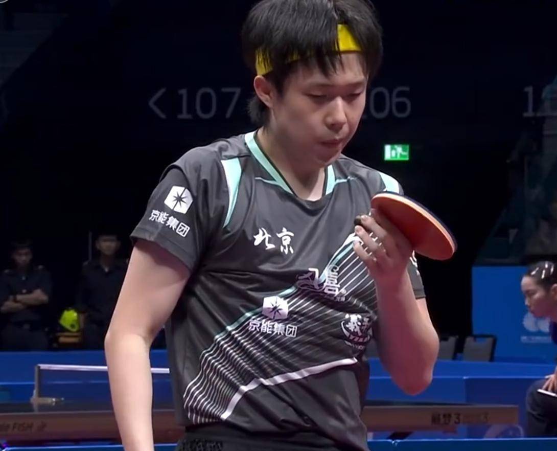 樊振东4-2逆袭王楚钦！以下克上的胜利，证明冠军底蕴不会褪色